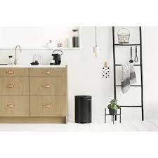 Newicon Poubelle A Pedale 20L Matt Black