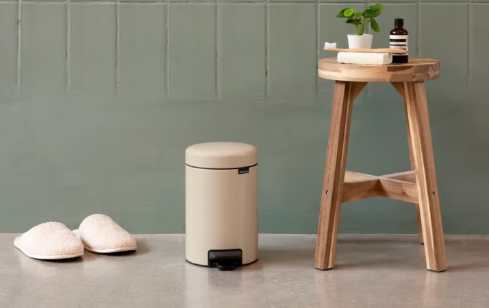 Newicon Poubelle A Pedale 5L Beige