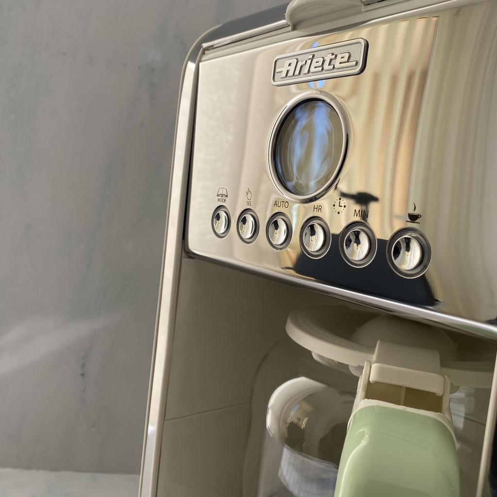 Vintage Machine A Cafe A Filtre Verte
