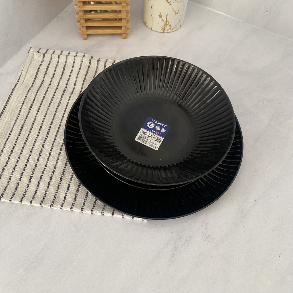 Cottage Noir Assiette Creuse 20Cm