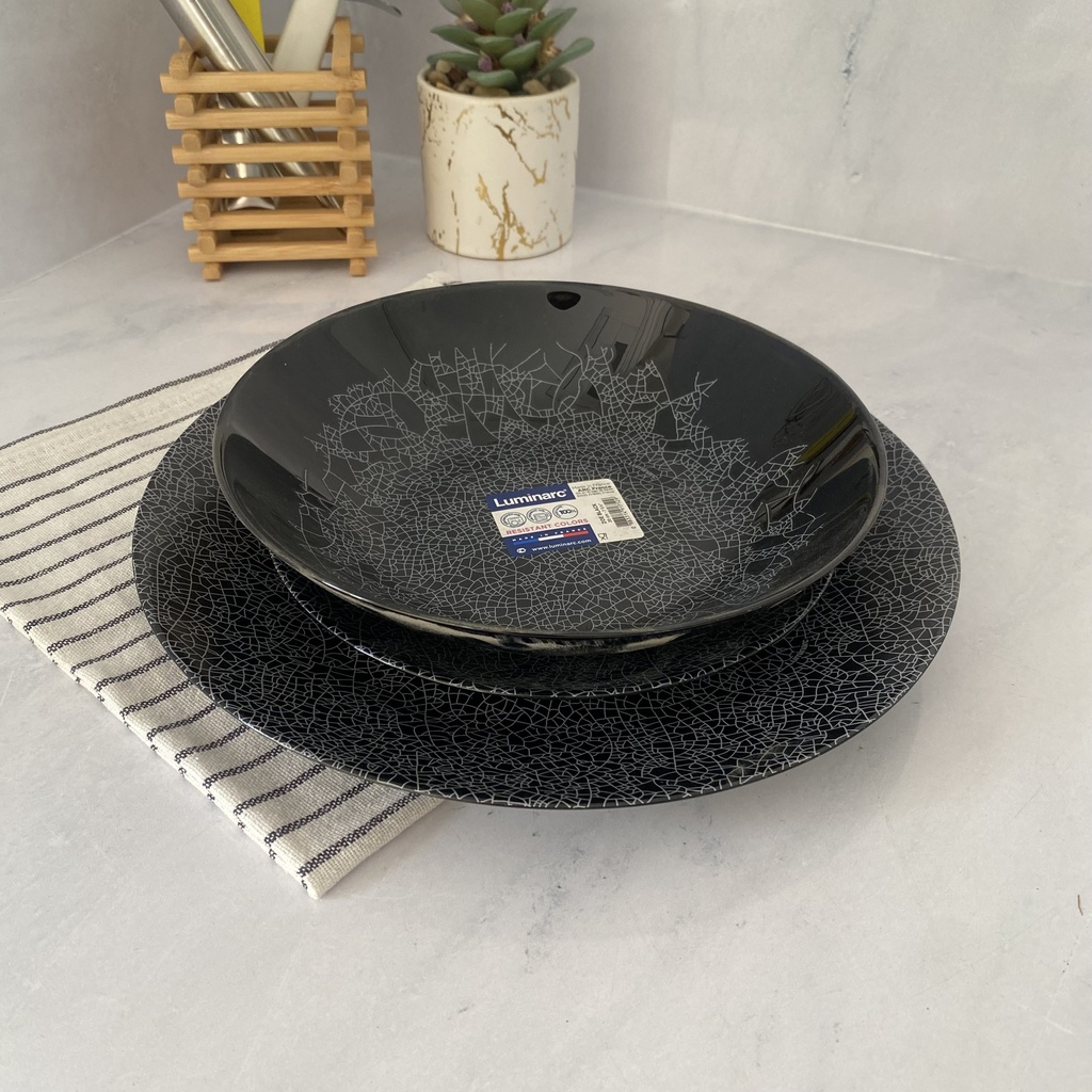 Zoe Black Assiette Creuse 20Cm