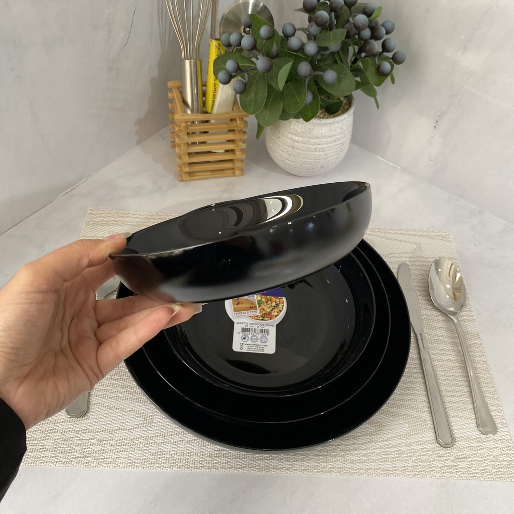 Friends Time Assiette Ronde Creuse Noir 17 Cm