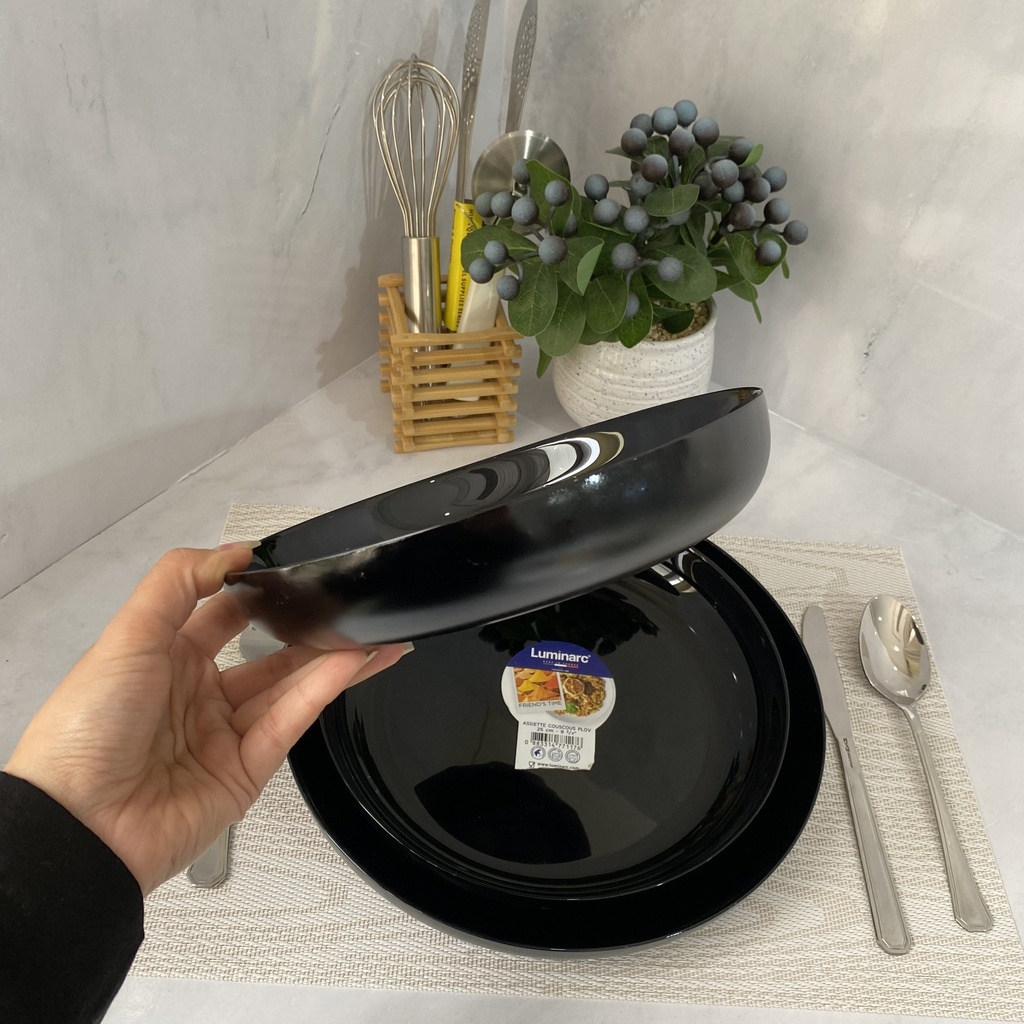 Friends Time Assiette Ronde Noir 21 Cm