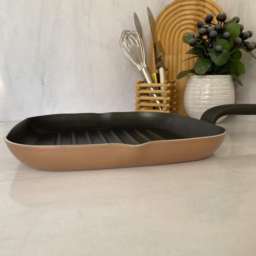 The Wall Poele A Grille 28X28 Rose