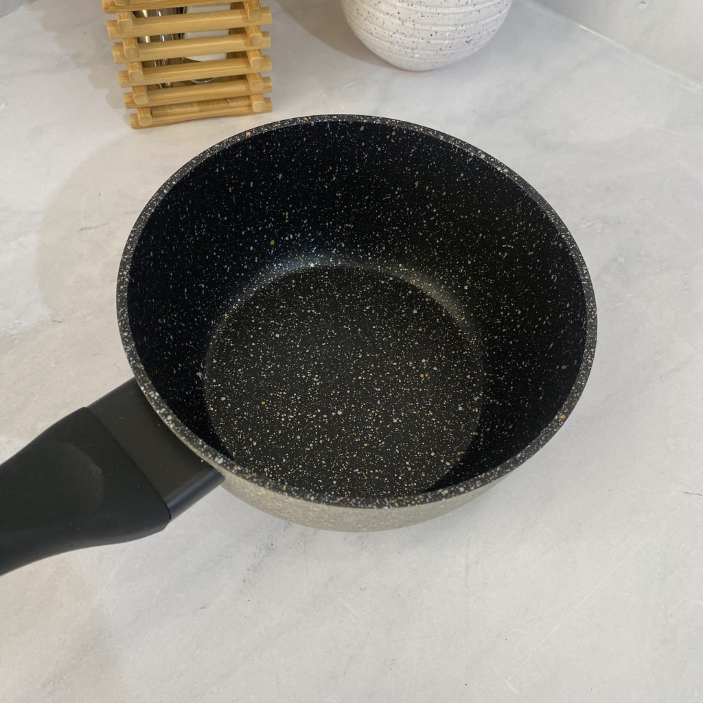 Hard Pan Casserole 18Cm