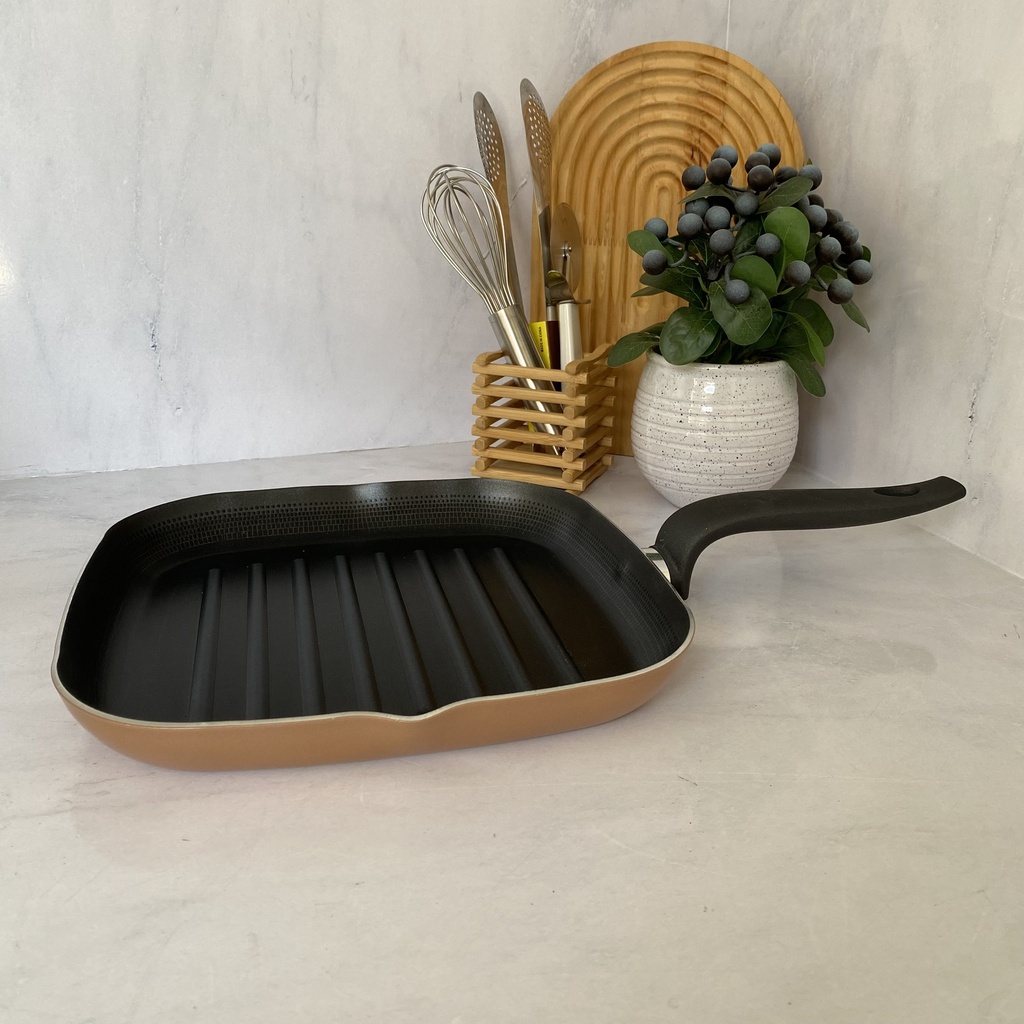 The Wall Poele A Grille 28X28 Rose