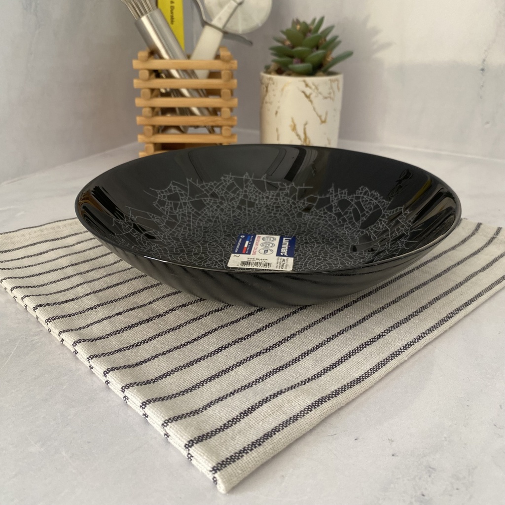 Zoe Black Assiette Creuse 20Cm