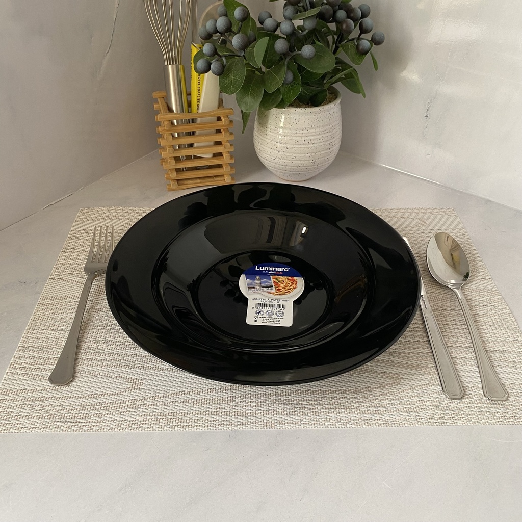 friends time noir assiette a pates