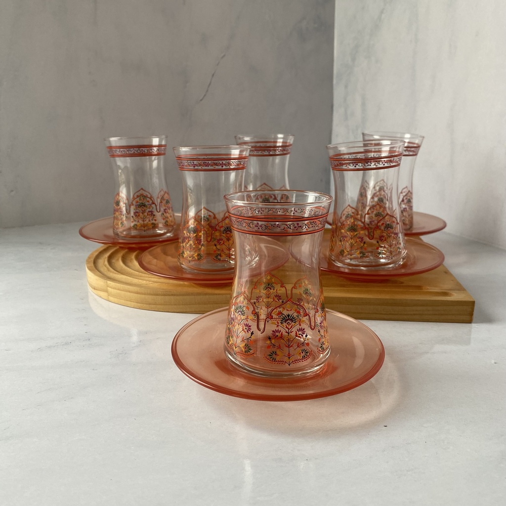 service a the 17 cl cashmere 6verre 6 sous tasse rouge