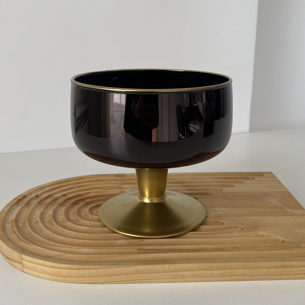 Noa Coupe A Pied Noir & Doree Grande