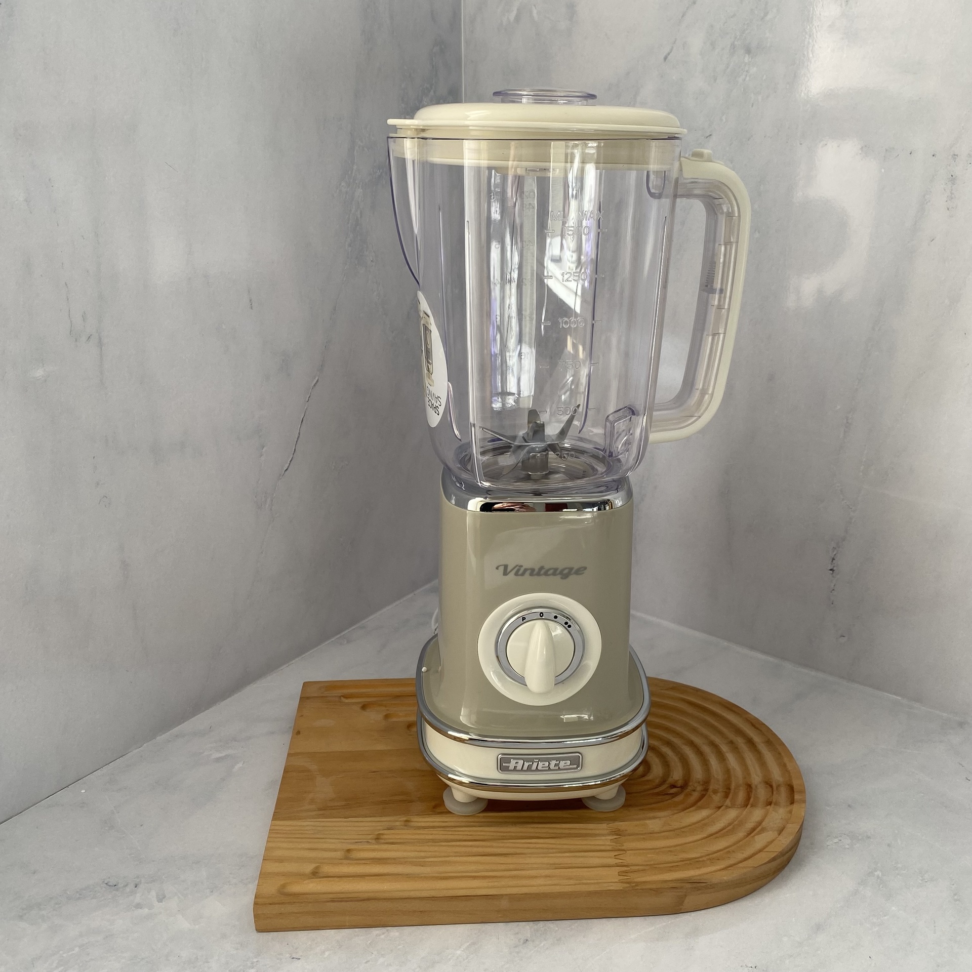 [00C056813AR0] Vintage Blender beige 1.5L
