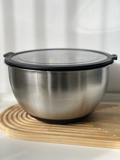 [RS5000RD] Bol A Mixer Antiderapant En Acier Inoxydable Avec Couvercle 5000 Ml