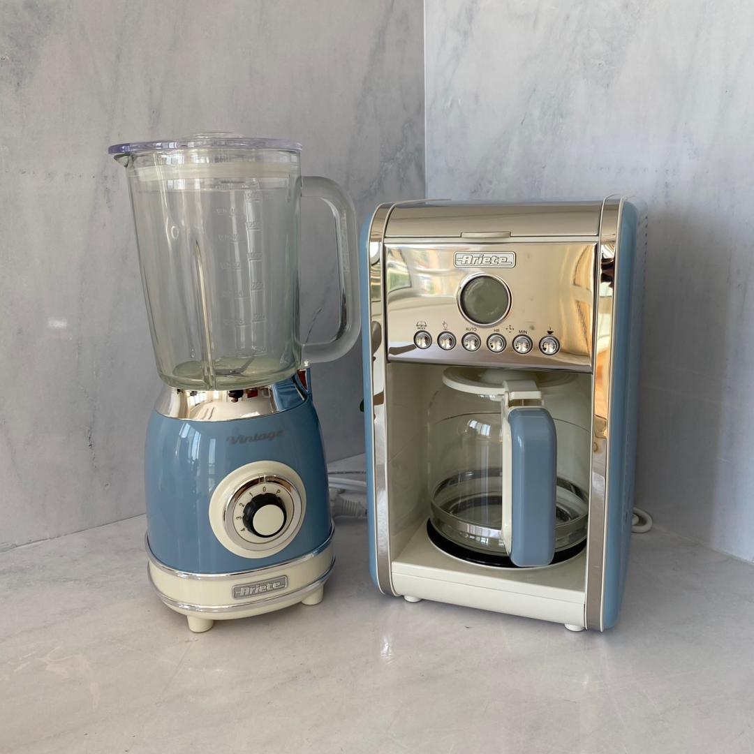 [00M134205AR0 -00C058305AR0] PACK - Vintage Petrin Bleu - Vintage Machine A Cafe A Filtre Bleu - Vintage Blender Bocal En Verre 1.5L Bleu 