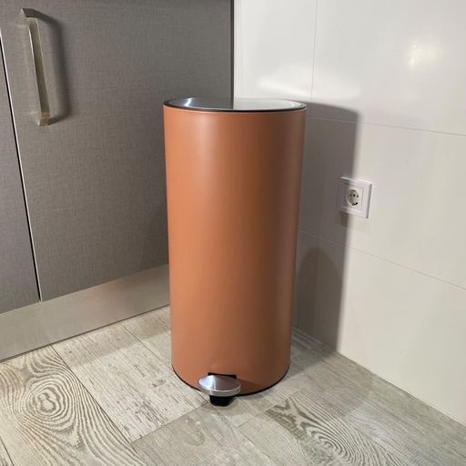 [72861-HF003O] Poubelle à pédale Jobs 30 L à fermeture douce – orange mat